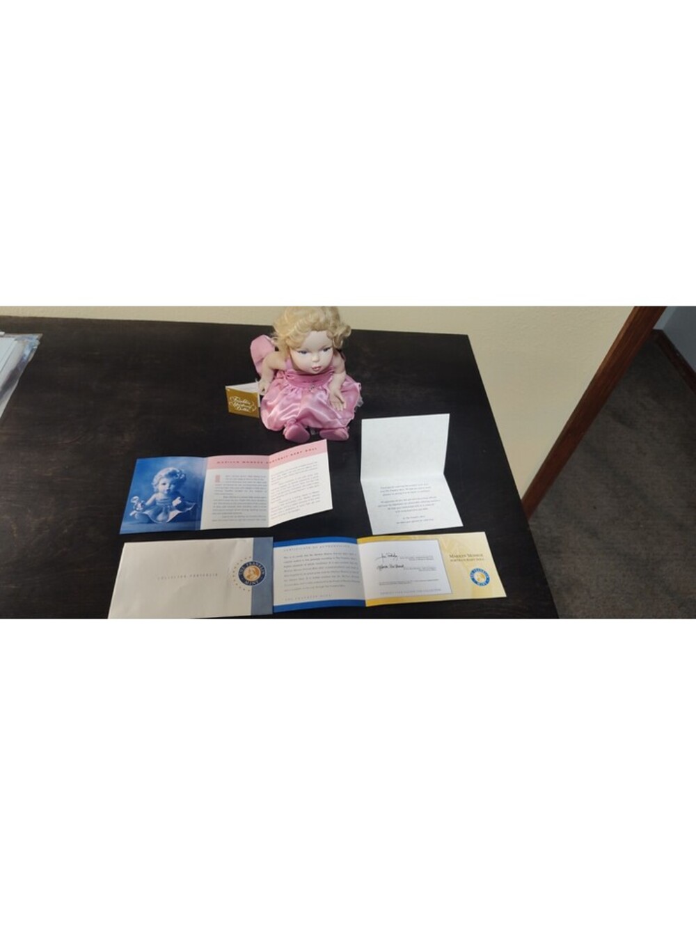 Franklin Mint Marilyn Monroe Portrait Baby Doll Pink Dress COA Papers 2001